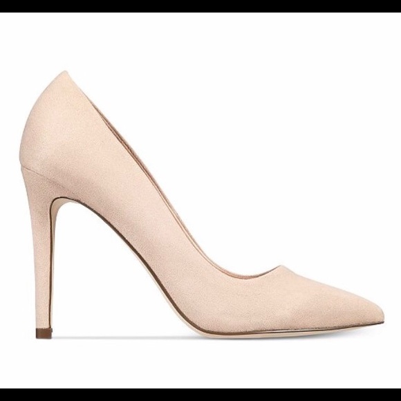 Call it Spring Pumps - Picture 3 of 6